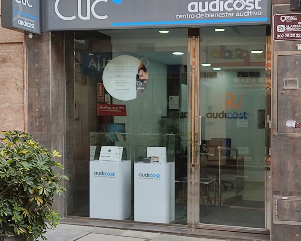 Centro auditivo Clic Audición Audicost Almería en Almería