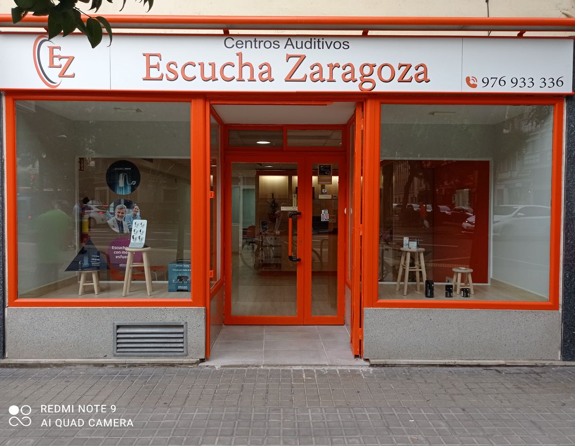 Interior de Centro auditivo Escucha Zaragoza
