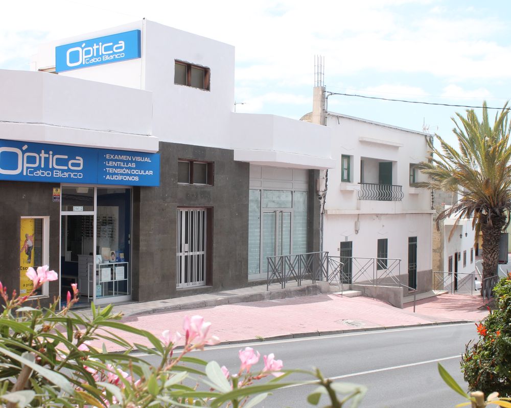 Centro auditivo Óptica y Audiología Cabo Blanco en Adeje