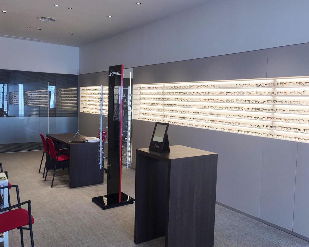 Centro auditivo Innova Opticas Torre del Mar en Torre del Mar